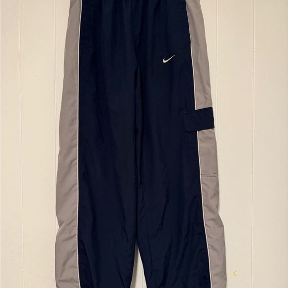 NIKE BOYS WIND PANTS SIZE 14-16 used like a new - Picture 9 of 12